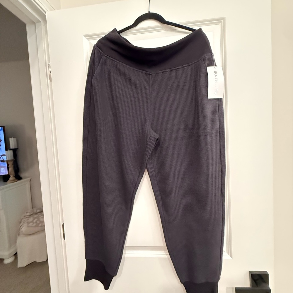 Athleta Coaster Luxe Waffle Joggers in Charcoal Gray